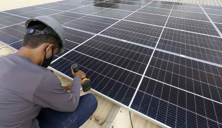 Primeira escola pública no DF recebe sistema de energia solar