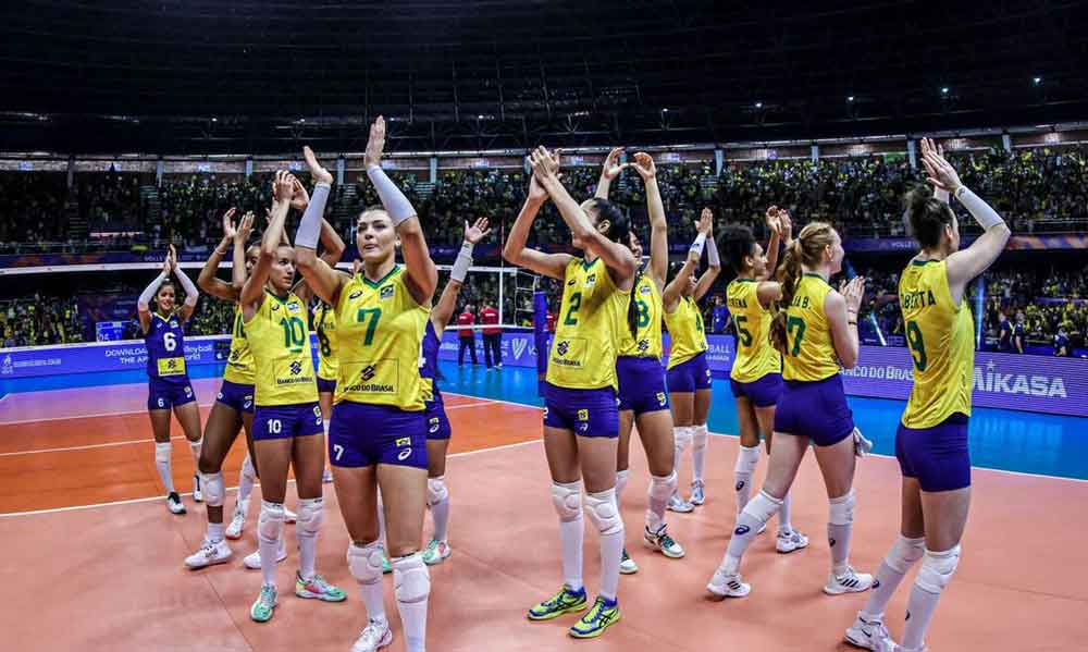 Brasil cai para Sérvia e vê sonho do título mundial ruir em novo vice