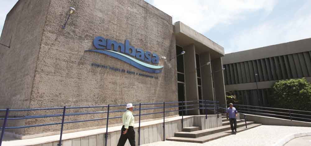 Edital Embasa oferta 930 vagas; Salários iniciais até R$ 8,3 mil!