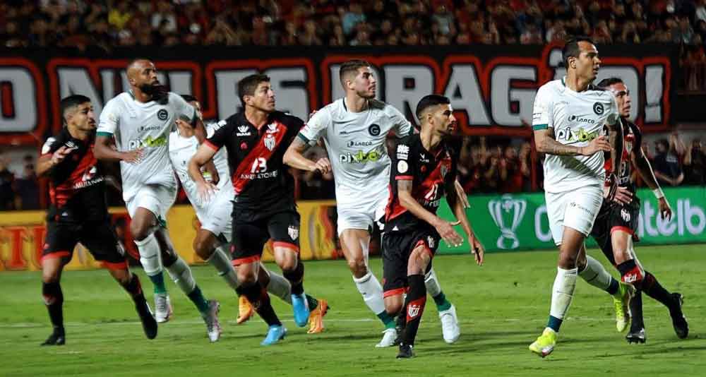 Goiás x Atlético-GO: veja onde assistir, escalações, desfalques e arbitragem do clássico