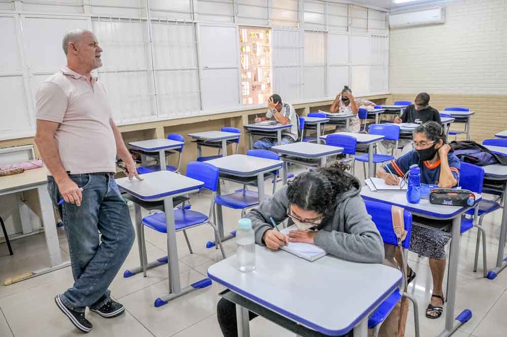 Goiás: Educação de Jovens de Adultos abre período de matrículas