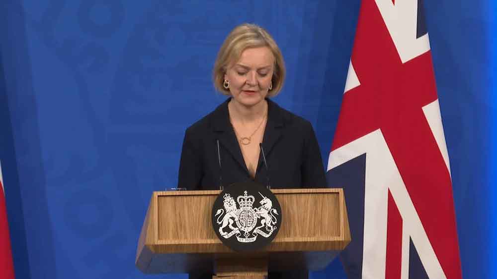 Primeira-ministra britânica anuncia pedido de demissão