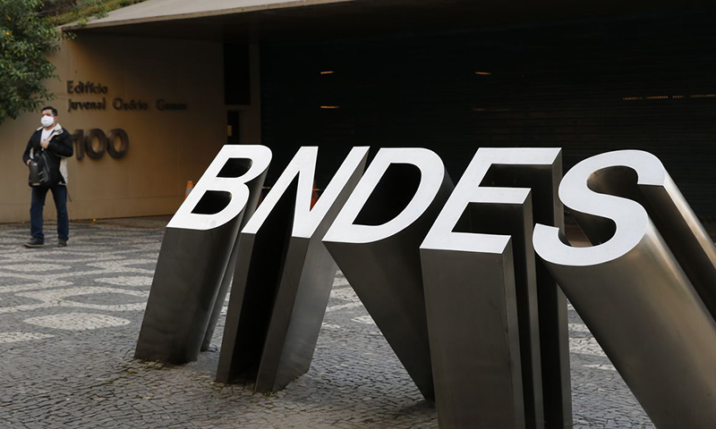 Governo anuncia R$ 1 bilhão do BNDES para o Rio Grande do Sul
