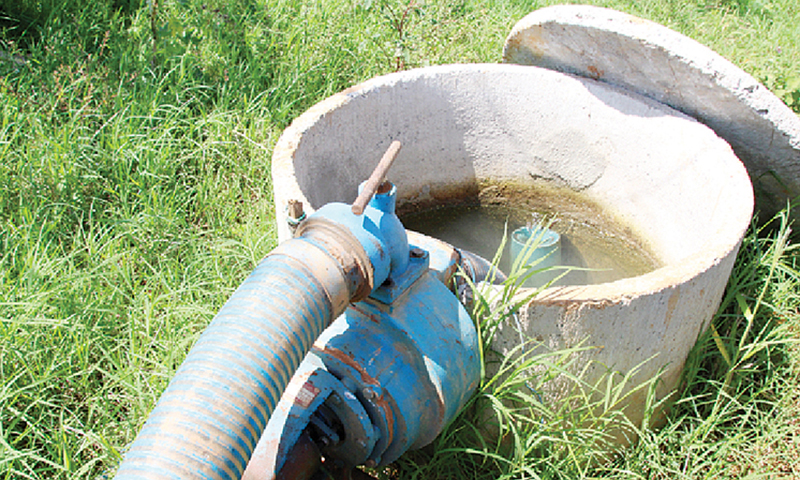 Reforma em canais de irrigação garante segurança para os produtores