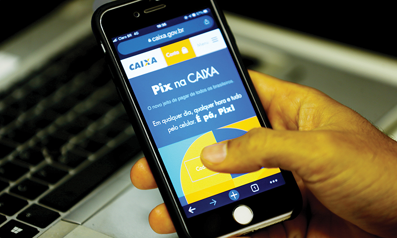 Pix consolida-se como meio de pagamento  mais usado do País