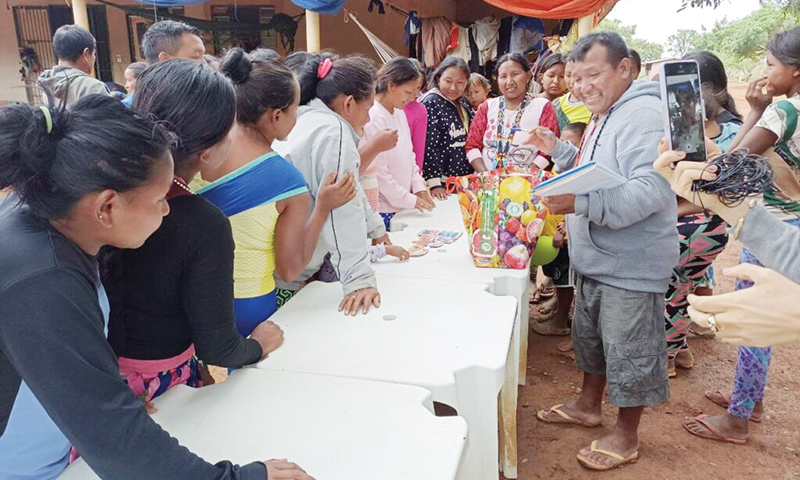 Sedes orienta indígenas venezuelanos sobre o uso do Cartão Prato Cheio
