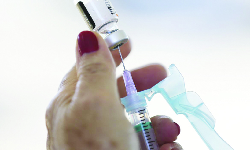 Anvisa autoriza nova fase de testes com vacina brasileira contra covid