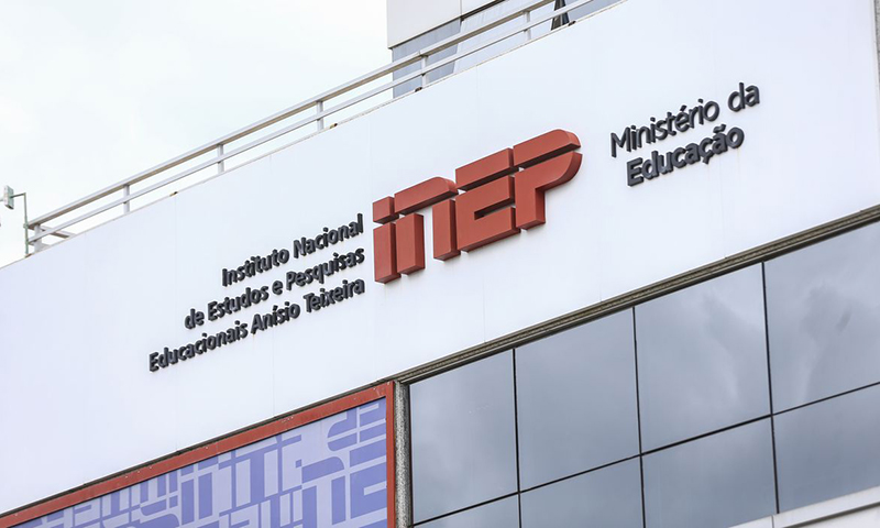 Inep lança edital para contratar aplicadora do Enem de 2023