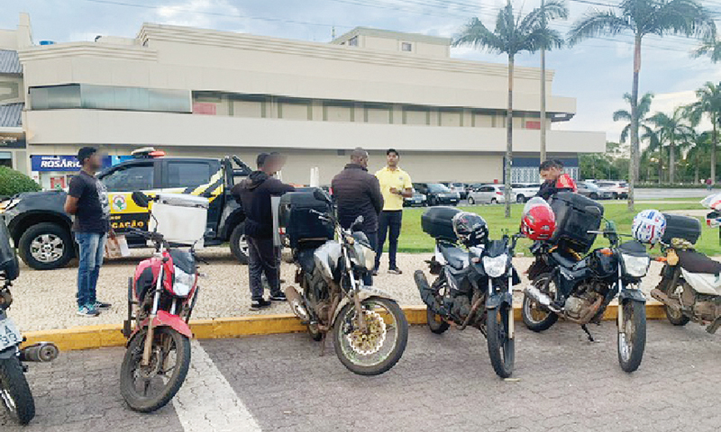 Operação Sossego: Detran autua 11 motociclistas