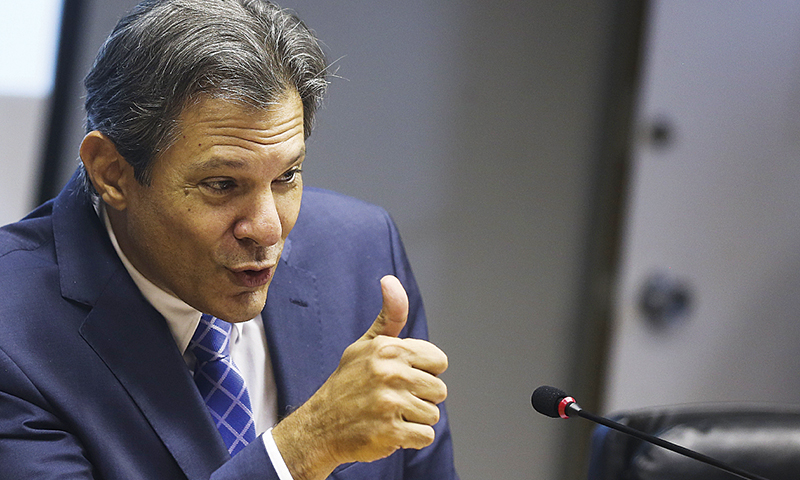 Haddad diz que não existe projeto de moeda única entre Brasil e Argentina