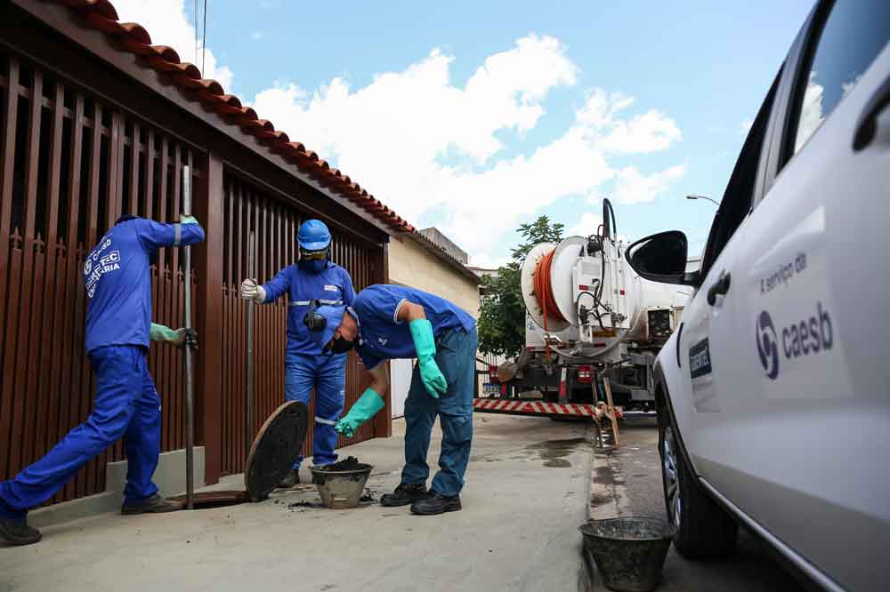Setor Hoteleiro de Taguatinga recebe obras de saneamento