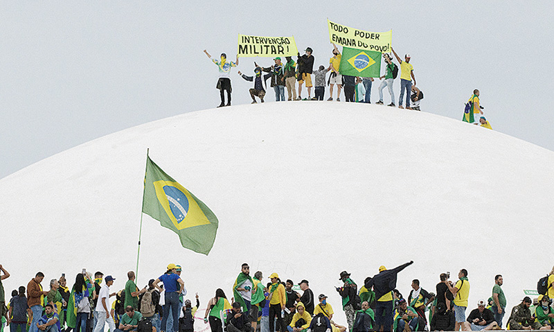 Caberá ao STF julgar militares envolvidos nos atos terroristas