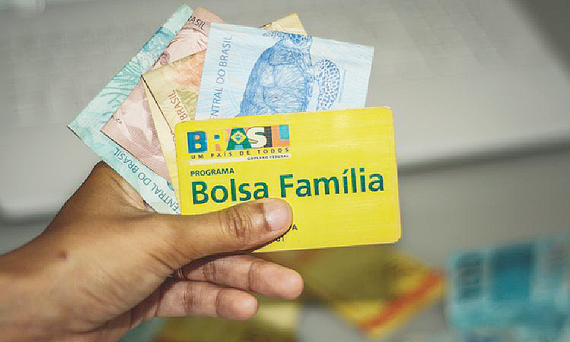 Caixa paga novo Bolsa Família a beneficiários com NIS de final 3