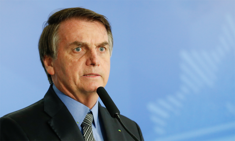 Ex-presidente diz que pretende voltar ao Brasil e que será oposição
