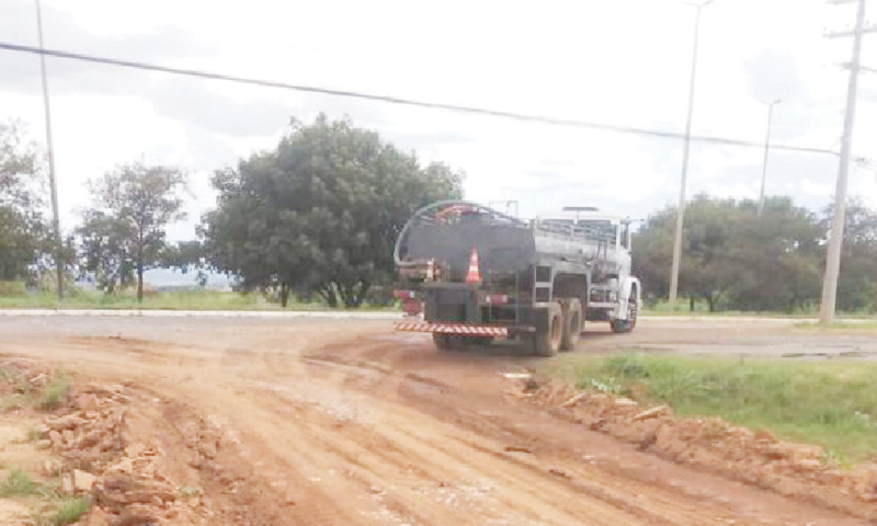 GDF Presente restaura estrada rural no Gama
