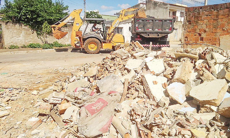 GDF Presente retira 250 toneladas de lixo de Ceilândia Sul