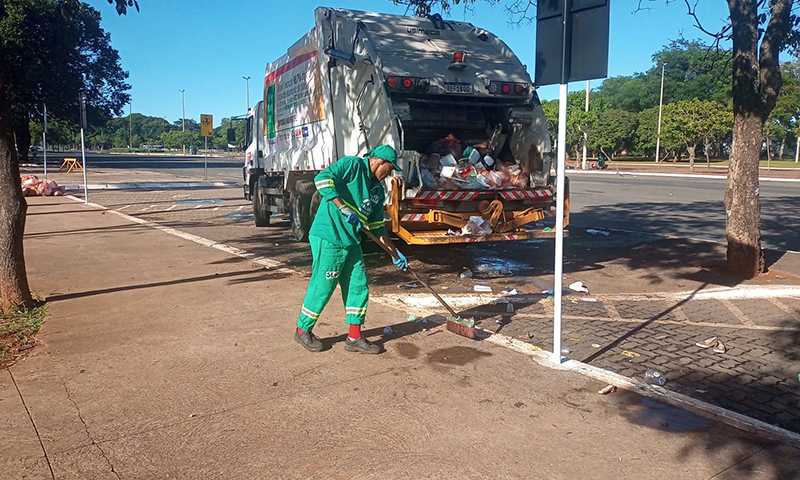 Fim de semana de Carnaval contabiliza mais de 18 toneladas de resíduos
