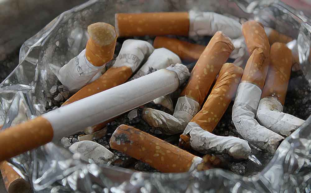 Cine Acolhe alerta jovens sobre os riscos do uso do tabaco