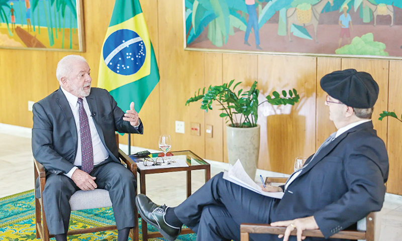 Lula diz que se ministro das Comunicações, Juscelino Filho não se explicar, será demitido