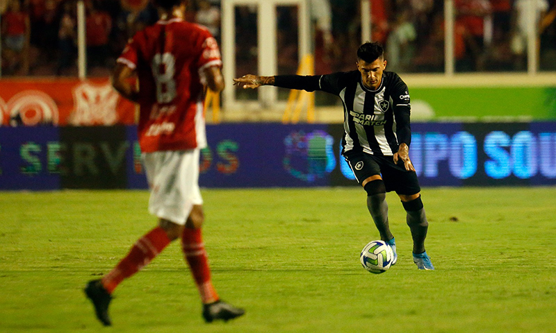 Botafogo arranca empate com Sergipe e se classifica