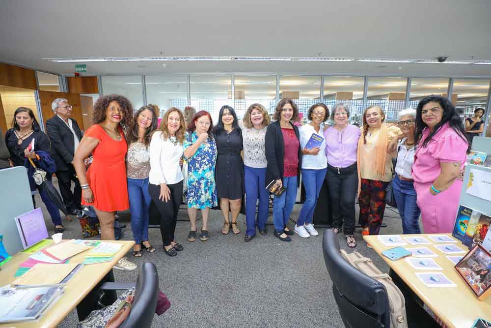 Encontro de escritoras reúne mais de 150 mulheres na Biblioteca Nacional