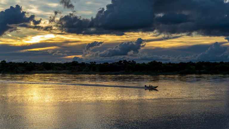 Meio Ambiente lança cartilha sobre o boto-do-Araguaia