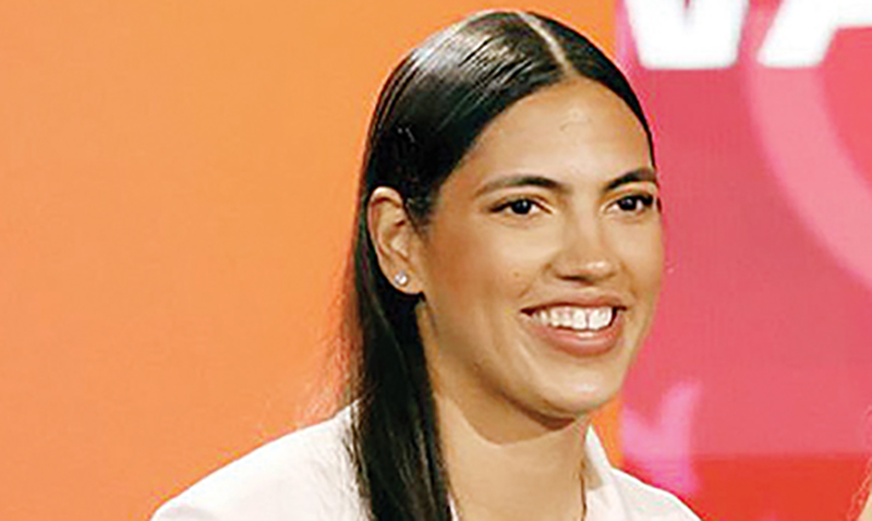 Jogadora da seleção brasileira é escolhida por equipe da WNBA