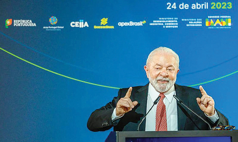 Em Portugal, presidente Luiz Inácio Lula da Silva reforça crítica ao atual nível da taxa Selic