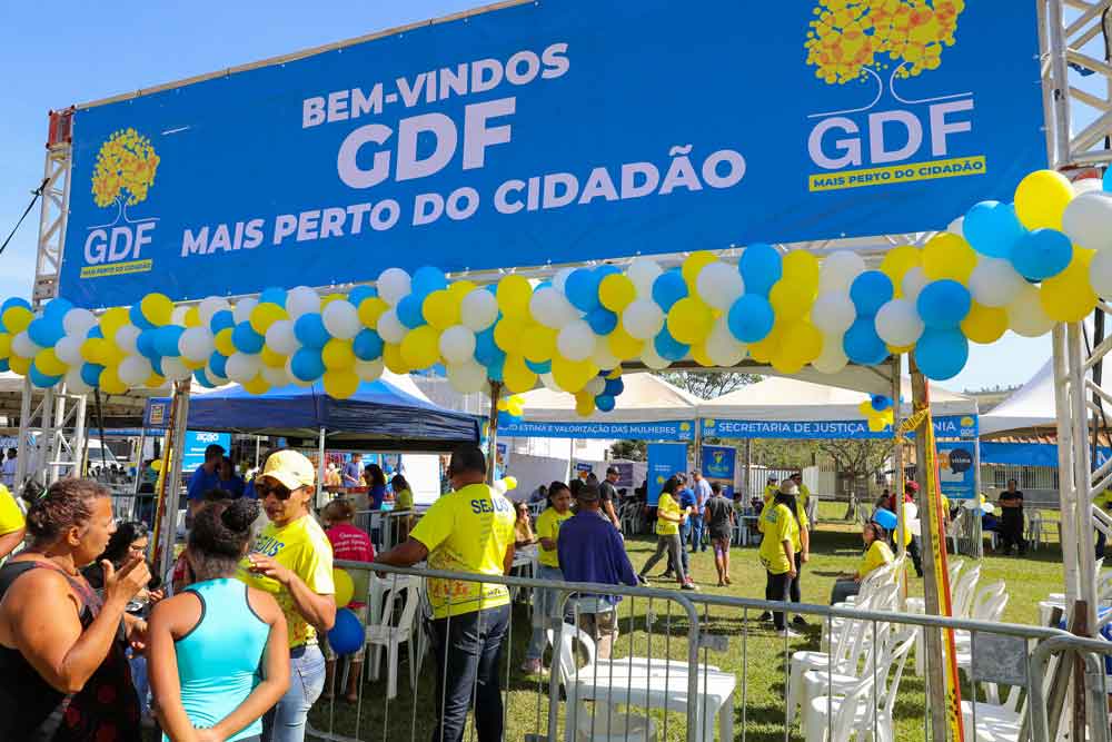 Moradores de Sobradinho II aproveitam o GDF Mais Perto do Cidadão