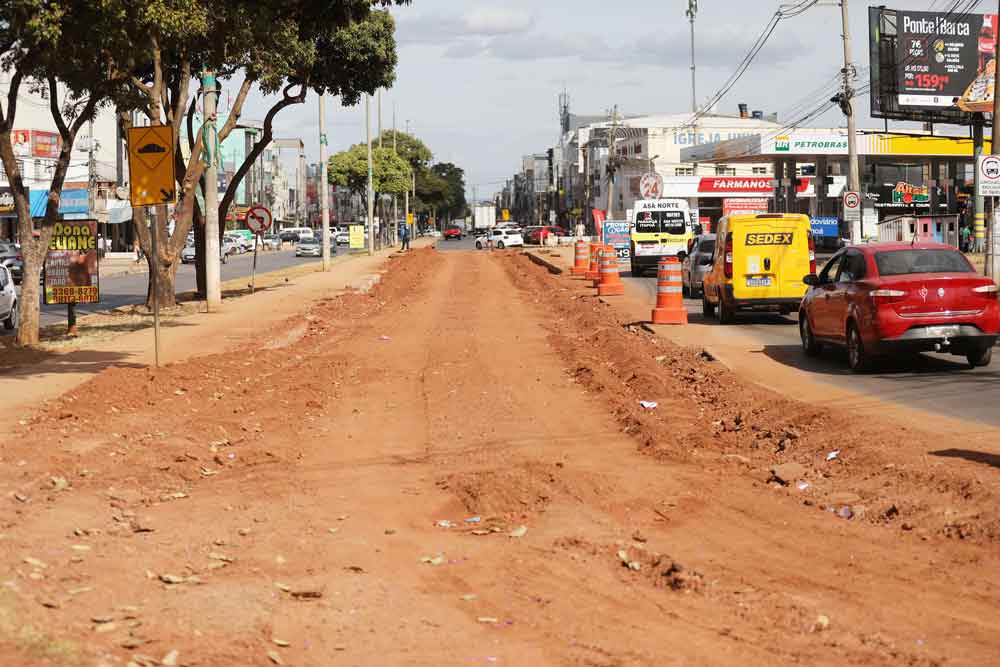 Trecho da Avenida Paranoá será interditado para serviços de pavimentação
