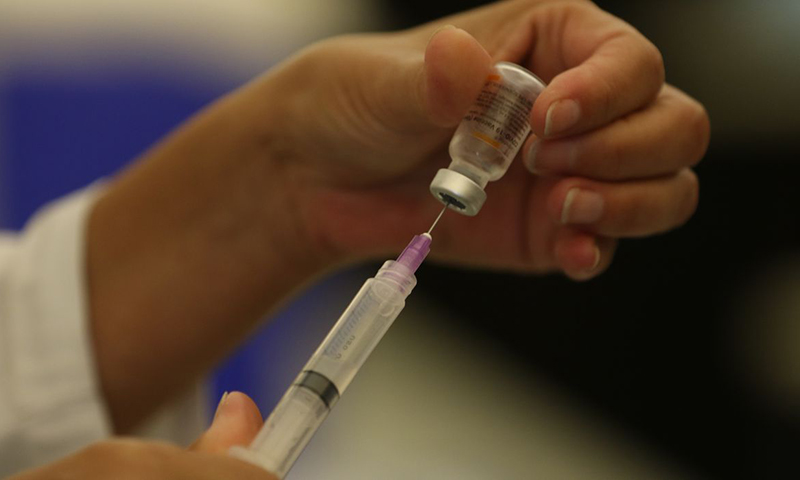 Estudo da Uerj mostra segurança de vacina em jovens contra a Covid-19