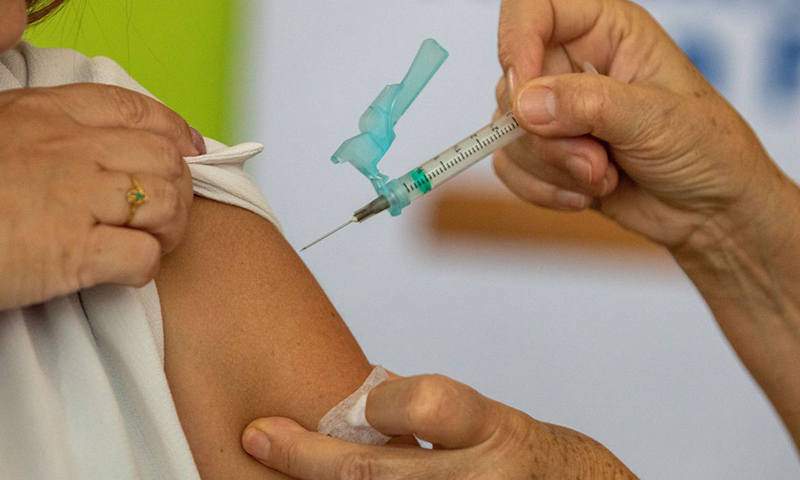 Cobertura vacinal contra sarampo no DF alcança 73,7% em 2023