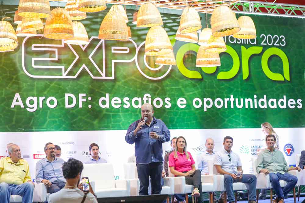 Na Expoabra, Ibaneis Rocha destaca fortalecimento do agro no DF