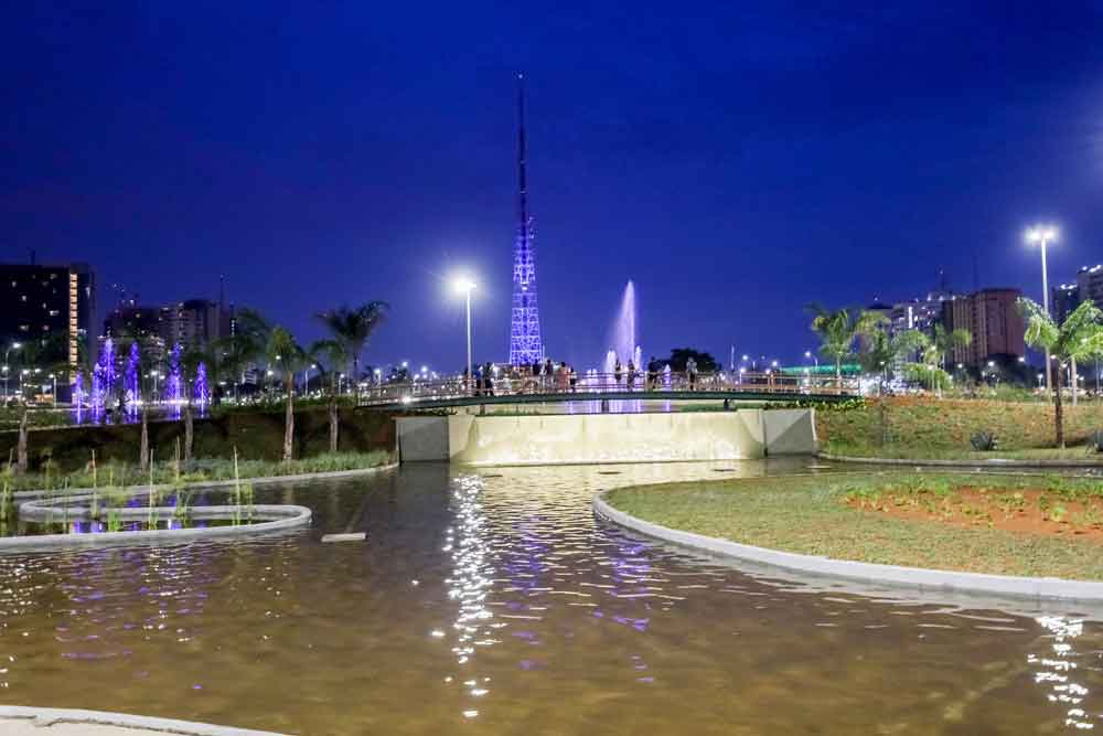 Jardim Burle Marx é inaugurado na área central de Brasília