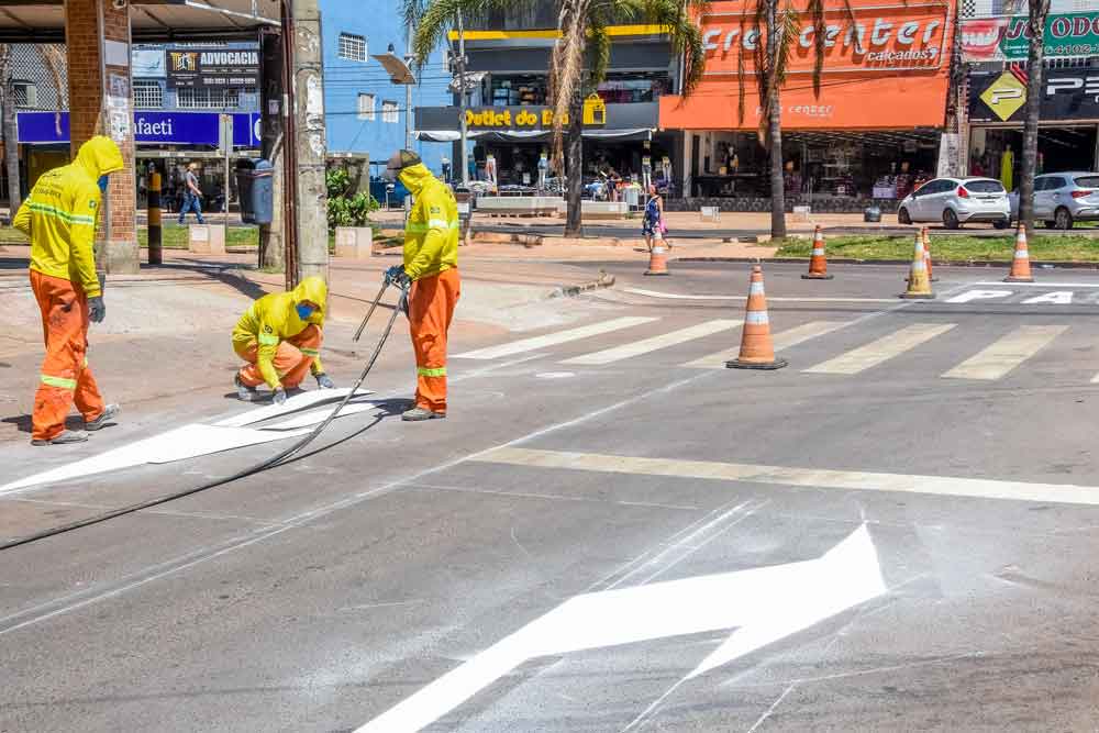 Avenida Paranoá garante segurança de pedestres com 44 pontos de travessia