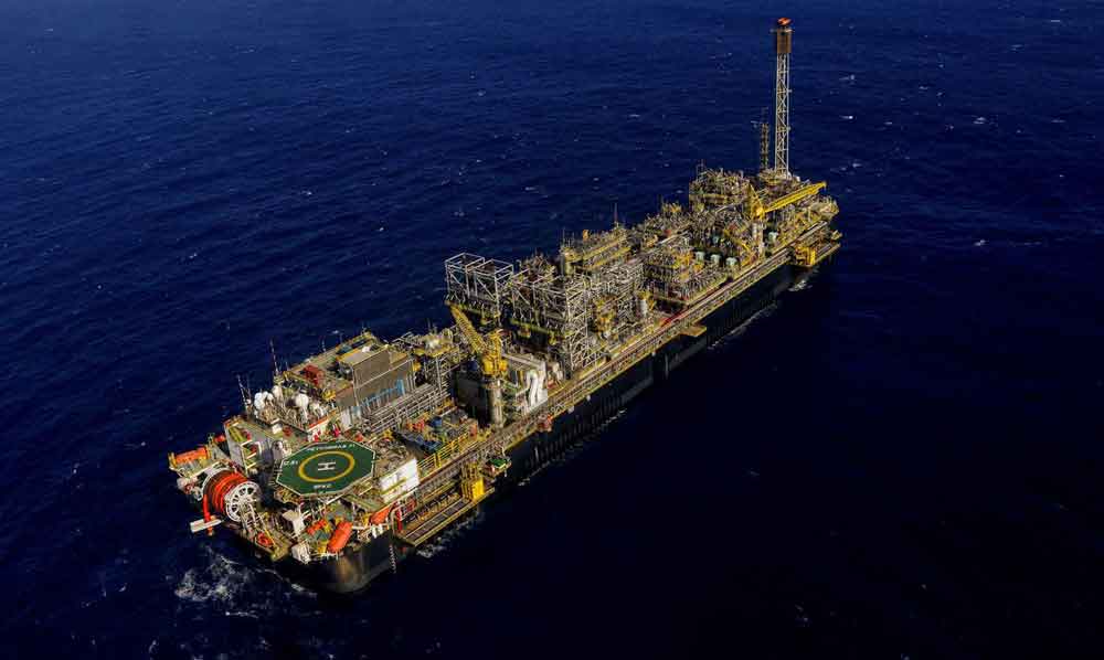 Petrobras começará a separar petróleo do CO2
