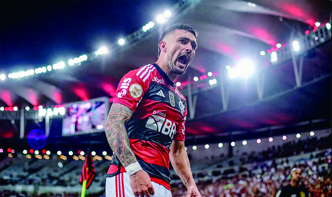 Flamengo vence o Bragantino e entra na briga pelo título