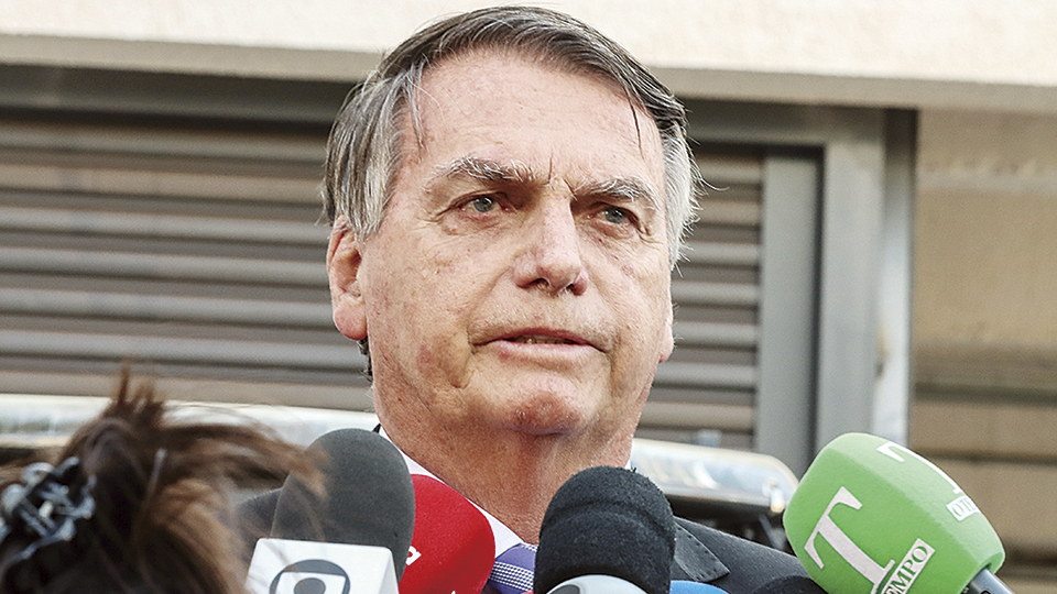Auditoria do TCU recomenda a Bolsonaro entregar presentes em 15 dias