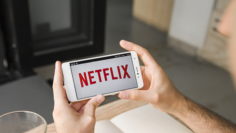 Netflix ganhou 13,1 milhões de assinantes no 4º trimestre, maior registro desde a pandemia