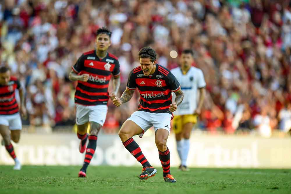 Flamengo vence o Volta Redonda no Maraca e assume vice-liderança do Carioca