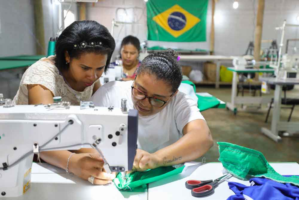 Coworking na Estrutural incentiva produção e gera renda para mulheres