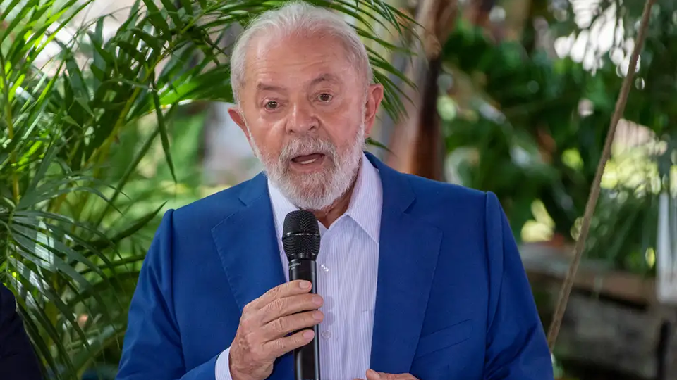 Avaliação positiva do governo Lula cai para 33%, aponta pesquisa Ipec