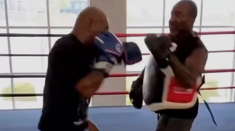 Mike Tyson x Jake Paul: novas imagens de treino mostram que ex-campeão mundial está em forma; assista