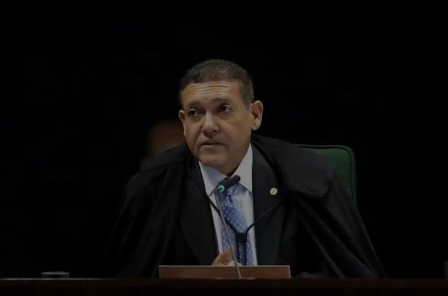 Nunes Marques, do STF, nega pedido para libertar presos do 8 de janeiro