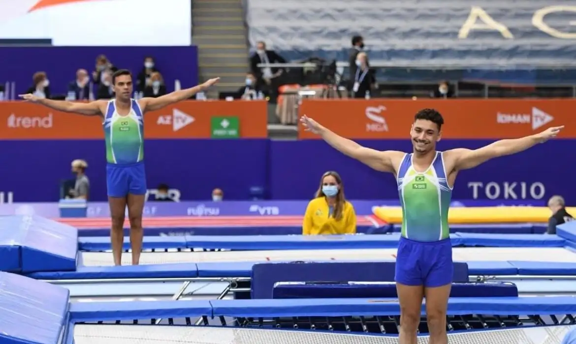 Rayan Dutra vai disputar os Jogos de Paris na ginástica de trampolim