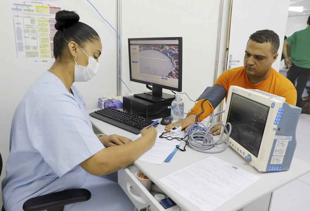 Inaugurada tenda de acolhimento a pacientes com dengue no Plano Piloto