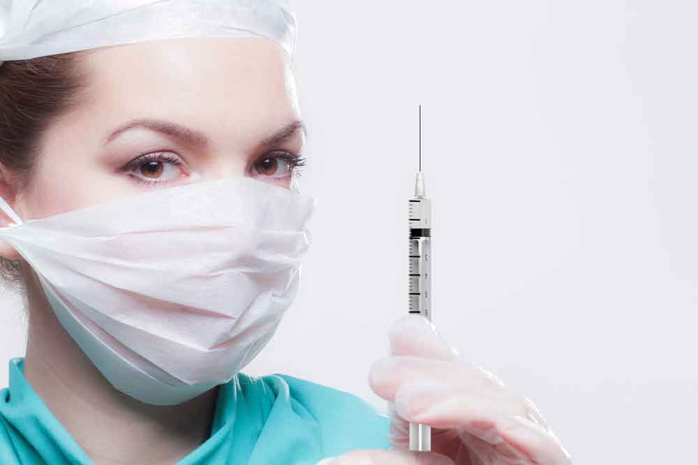 Como fica a vacinação contra o HPV no Brasil, entenda