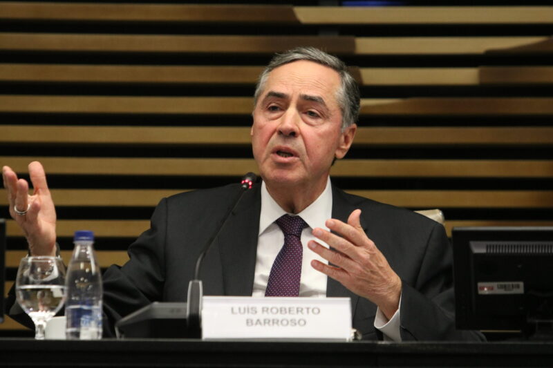 Barroso vota contra processos disciplinares envolvendo juízes da Lava-Jato