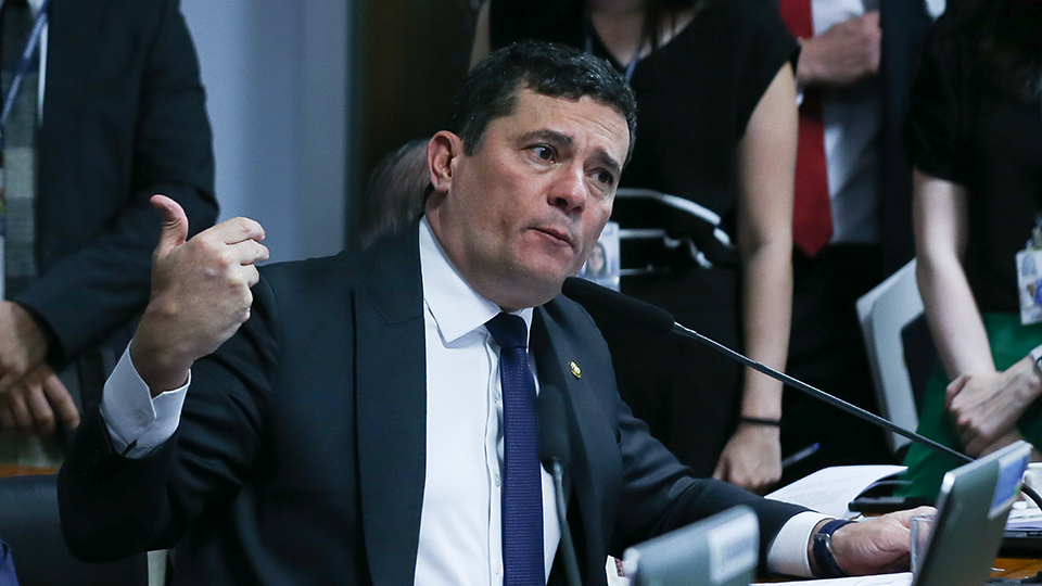 TSE inicia julgamento que pode levar à cassação de Moro