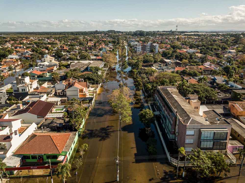 Alerta de perigo para chuvas e ciclone no Rio Grande do Sul